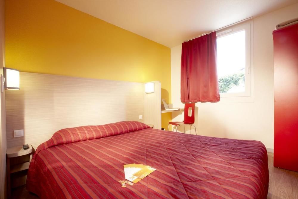 Hotel Première Classe *