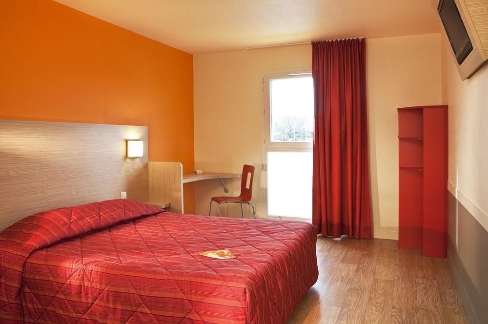Hotel Première Classe *